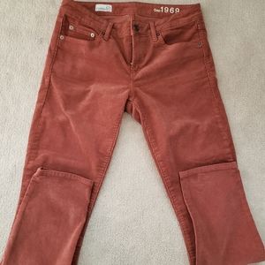 GAP skinny corderoy